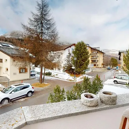 Abitaziun Morena 9 - 席尔瓦普拉纳